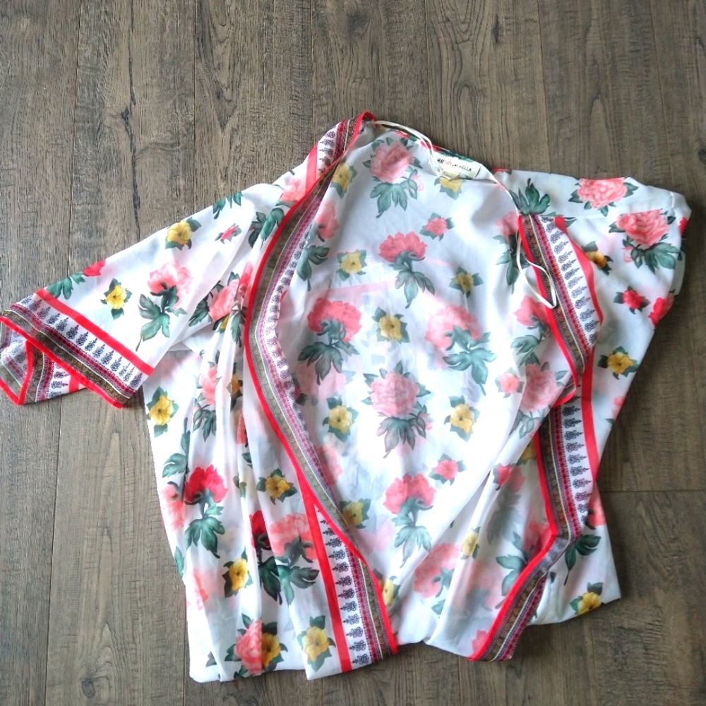 ☀️Mid length H&M Coachella Kimono